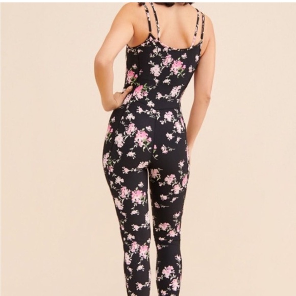LoveShackFancy
Floral Print Scoop Neck Jumpsuit - Picture 2 of 4